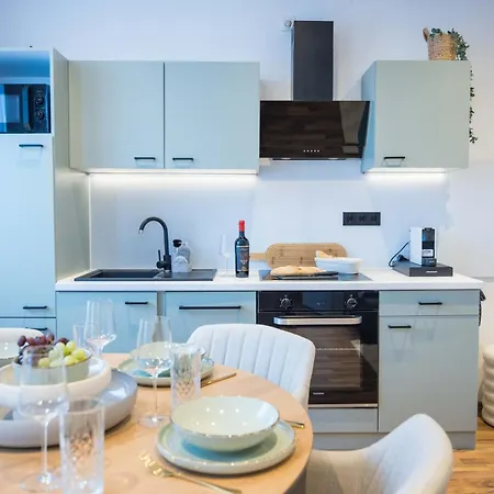 Flowapartment Hof, 24h Checkin, Ir-sauna, Parkplatz, Wlan250mbit *