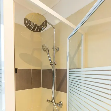 דירה Flowapartment Hof, 24h Checkin, Ir-sauna, Parkplatz, Wlan250mbit *