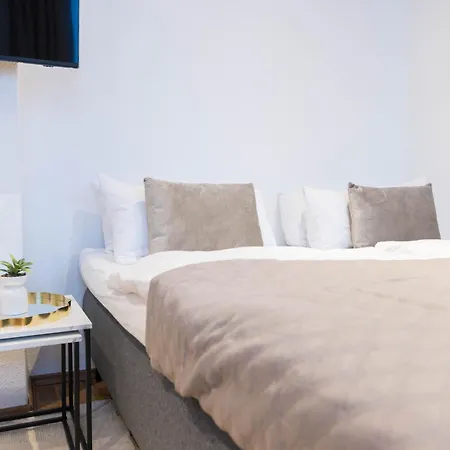 דירה Flowapartment Hof, 24h Checkin, Ir-sauna, Parkplatz, Wlan250mbit הוף