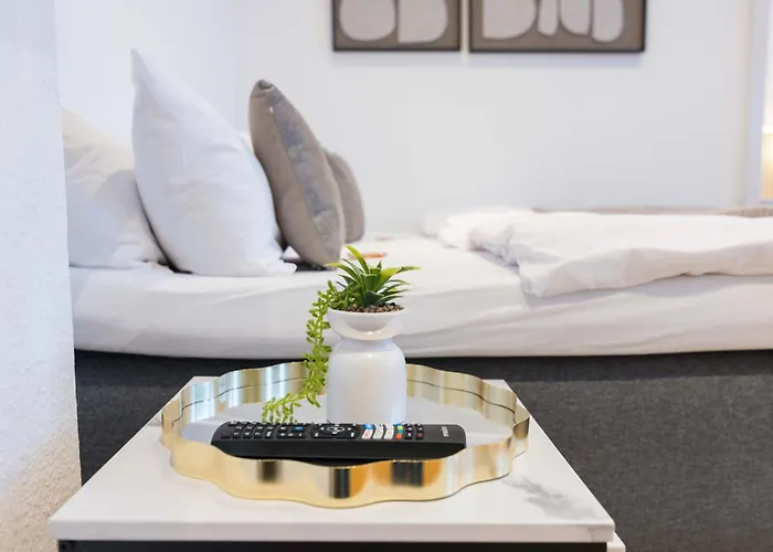 Flowapartment Hof, 24h Checkin, Ir-sauna, Parkplatz, Wlan250mbit Hof (Bavaria)