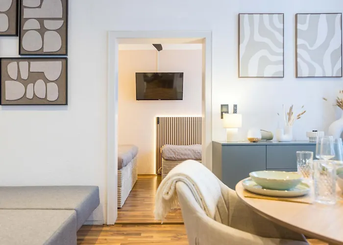 Flowapartment Hof, 24h Checkin, Ir-sauna, Parkplatz, Wlan250mbit Daire *