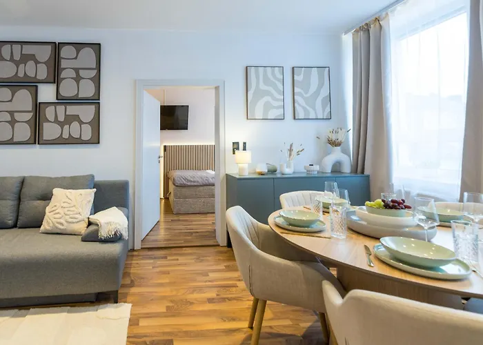 Daire Flowapartment Hof, 24h Checkin, Ir-sauna, Parkplatz, Wlan250mbit
