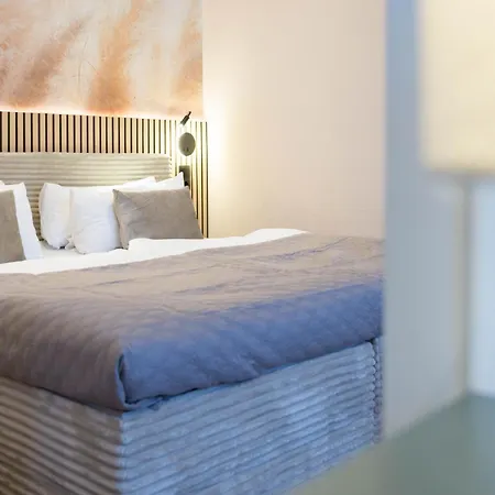 Flowapartment Hof, 24h Checkin, Ir-sauna, Parkplatz, Wlan250mbit * Hof (Bavaria)
