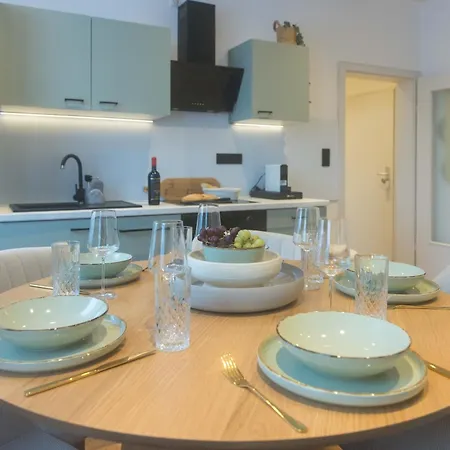 Lejlighed Flowapartment Hof, 24h Checkin, Ir-sauna, Parkplatz, Wlan250mbit *
