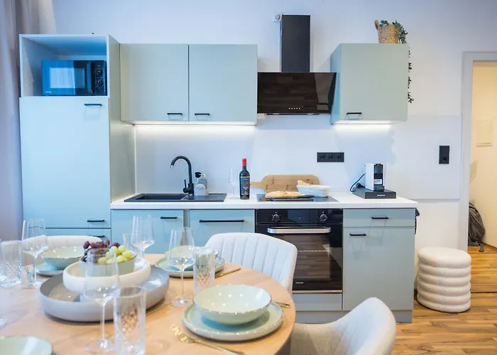 Flowapartment Hof, 24h Checkin, Ir-sauna, Parkplatz, Wlan250mbit *